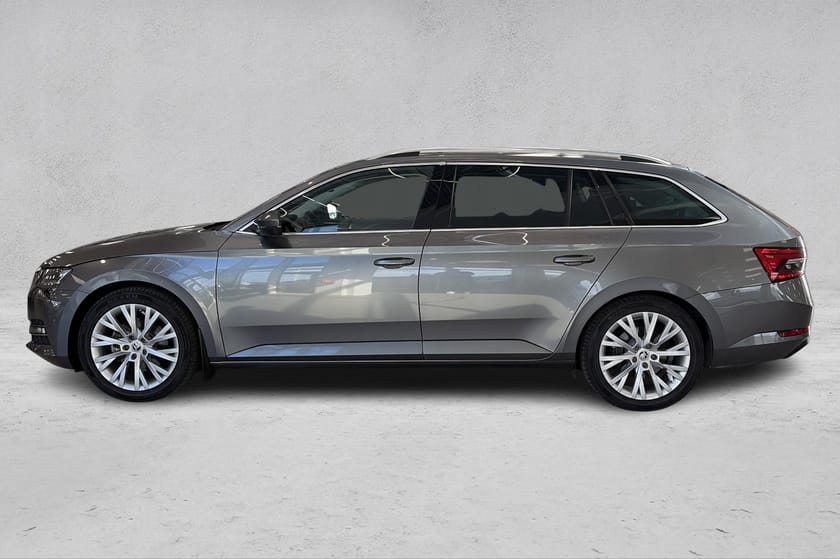 Bilde 2 av Škoda Superb Stasjonsvogn | H.feste | 4X4 |