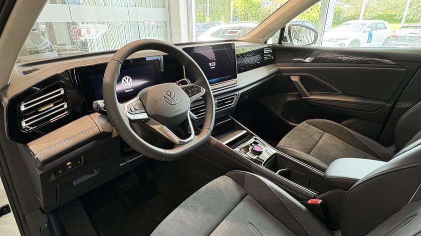 Bild 5 av Volkswagen Tiguan STYLE TDI 193hk DSG7 4M