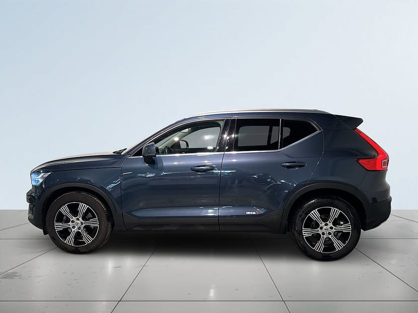 Bild 4 av Volvo XC40 T4 AWD Inscription Kamera Pvärm Skinn GPS SoV