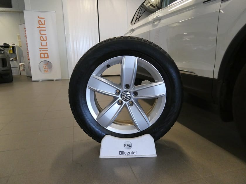 Bild 2 av Volkswagen Tiguan Allspace 7-sätes 2.0 TDI 4M 7-sits Aut-Drag-Kamera-SoV