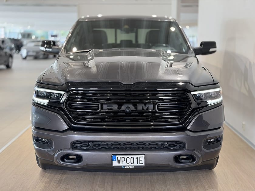 Bild 2 av RAM 1500 Crew Cab