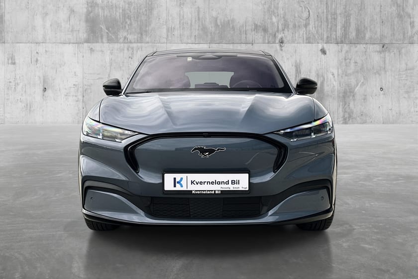Bilde 2 av Ford Mustang Mach-E Long Range AWD LR Skinn Panorama B&O 360 Kamera ACC Reg 2024