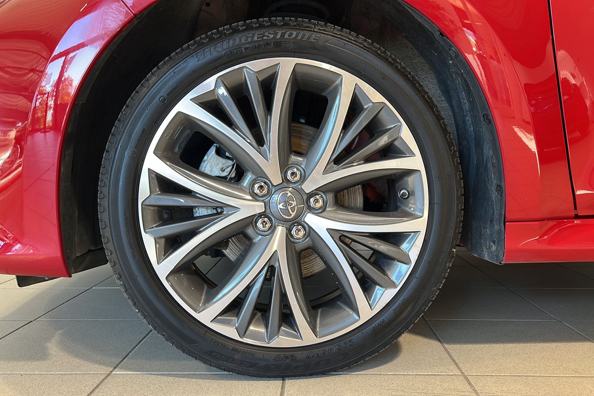 Toyota Yaris 2024, bild 5/10