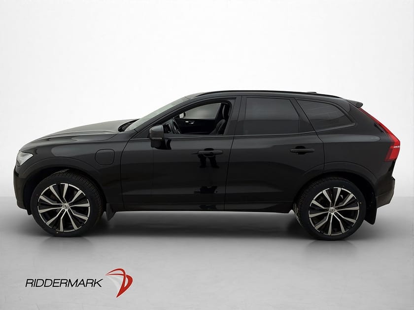 Bild 4 av Volvo XC60 Recharge T6 Ultimate Dark Pano H/K 360° HuD Drag