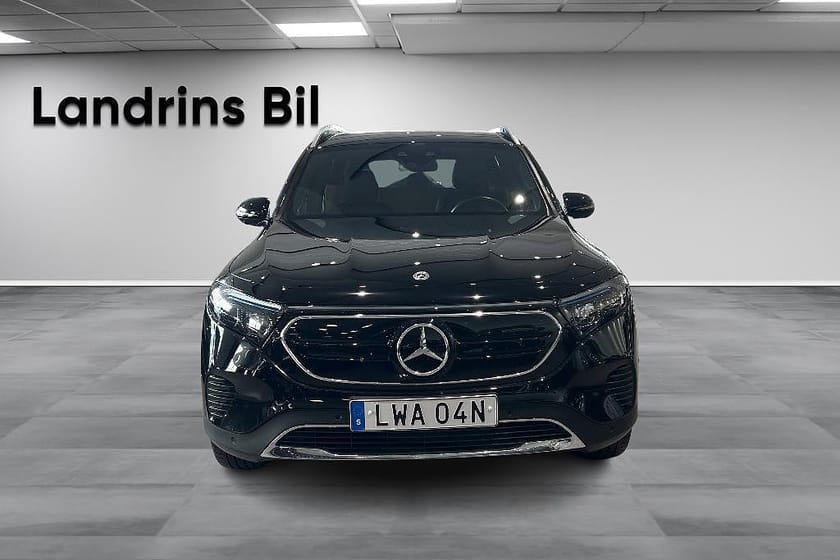 Bild 2 av Mercedes-Benz EQB 300 4MATIC