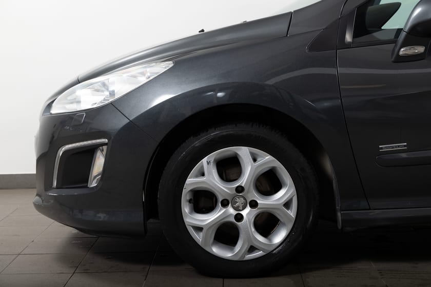 Bild 4 av Peugeot 308 SW 1.6 e-HDi FAP EGS 111hk Automat/Dragkrok