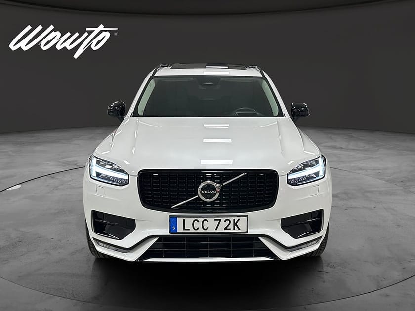 Bild 2 av Volvo XC90 7 Säten B5 AWD 235HK Ultimate Dark Luftfjädring HUD 360°