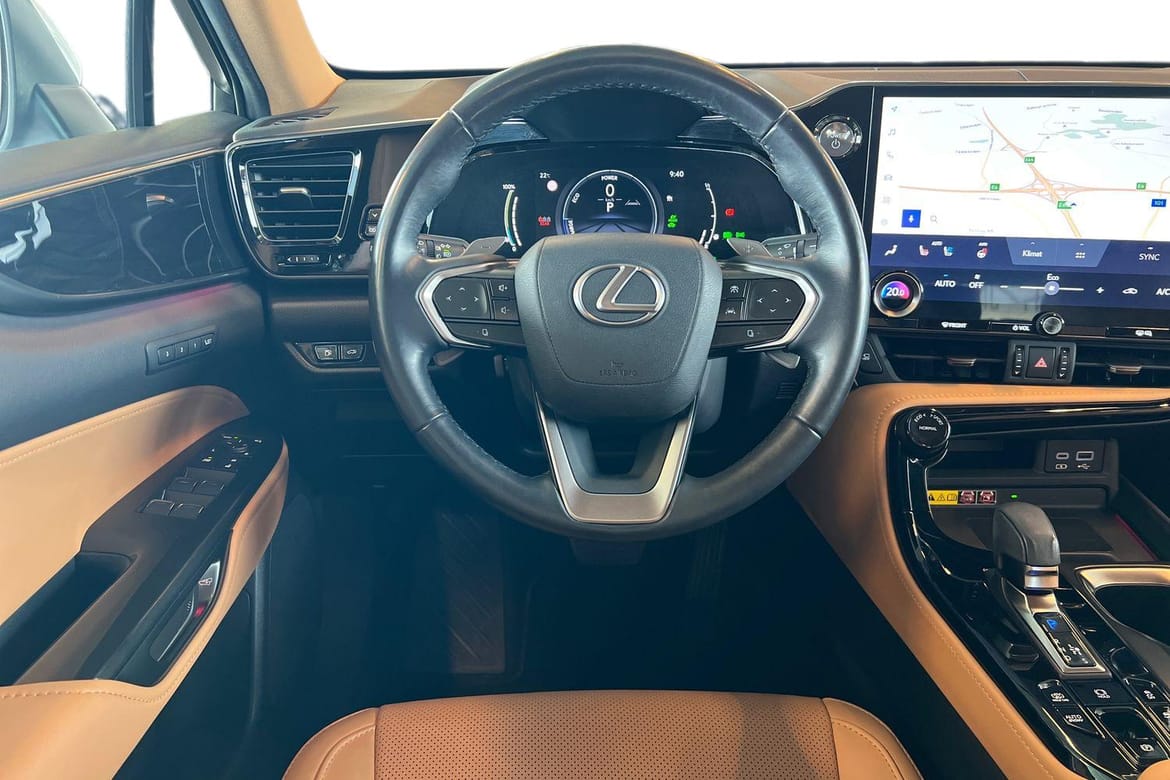 Lexus NX 450h+ E-CVT, 309hp, 2023