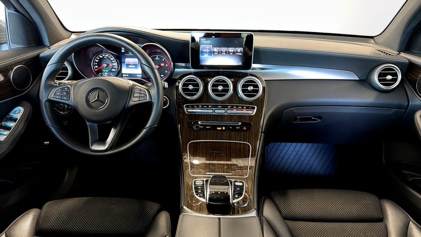 Bild 4 av Mercedes-Benz GLC 250 d 4MATIC 204HK