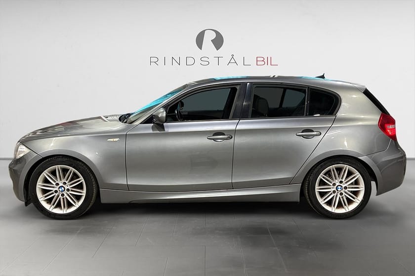Bild 4 av BMW 118d 143 HK M-SPORT ADVANTAGE NAVI PDC FARTHÅLLARE 14400MIL