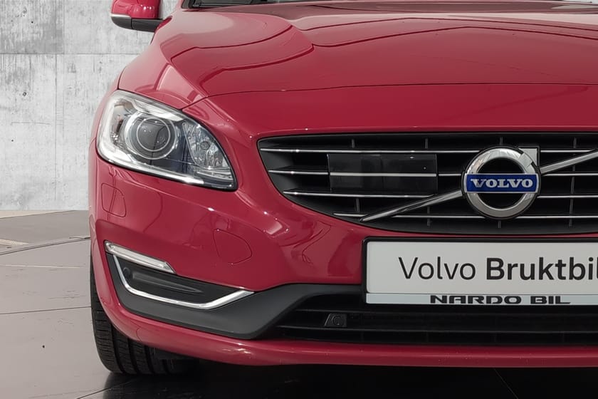 Bilde 3 av Volvo V60 Polestar-optimalisering D5 Plug-in Hybrid AWD -AWD - 288 Hk - Momentum - ACC - Webasto -Skinn