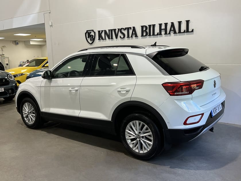 Bild 2 av Volkswagen T-Roc 1.0 TSI Life Cockpit CarPlay Drag 110hk