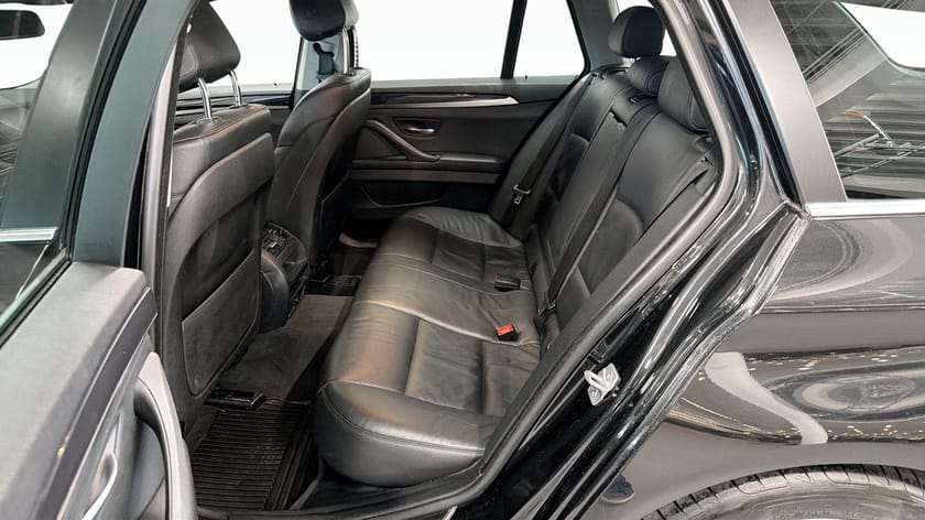 Bild 5 av BMW 520d xDrive Touring Läder PDC Rattvärme