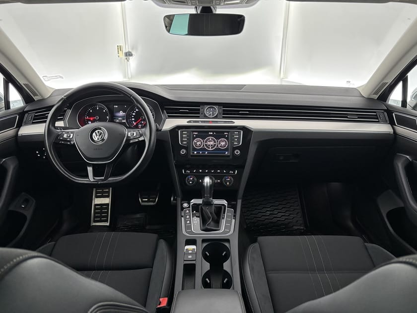 Bild 5 av Volkswagen Passat Alltrack 2.0 TDI 4M 190hk Drag Kamera P-Värm Adaptiv Farth.