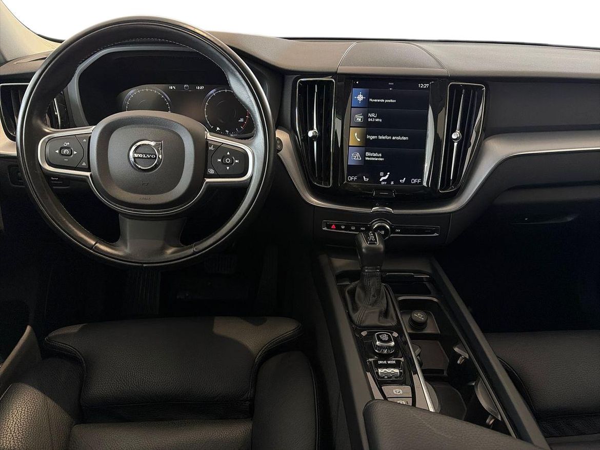 Volvo XC60 2020 - miniatyr 12