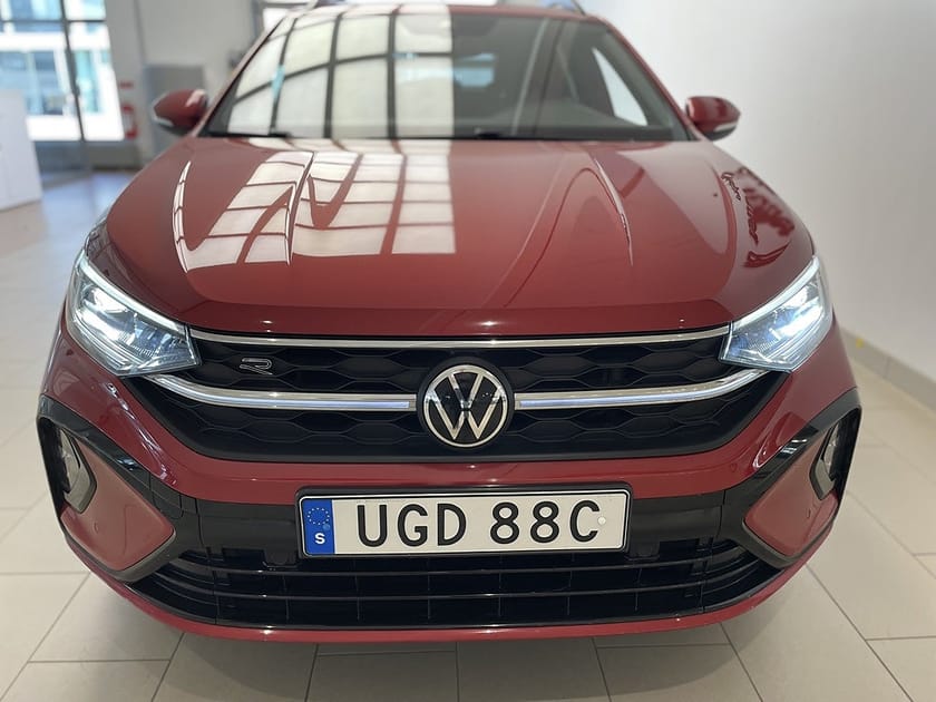 Bild 3 av Volkswagen Taigo R-LINE 1.5 TSI 150HK |B-kamera|iq-light