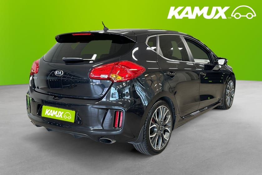 Bild 4 av Kia cee'd GT 1.6 GDI Manuell 204hk PDC Bluetooth ENDAST 1 ÄGARE!
