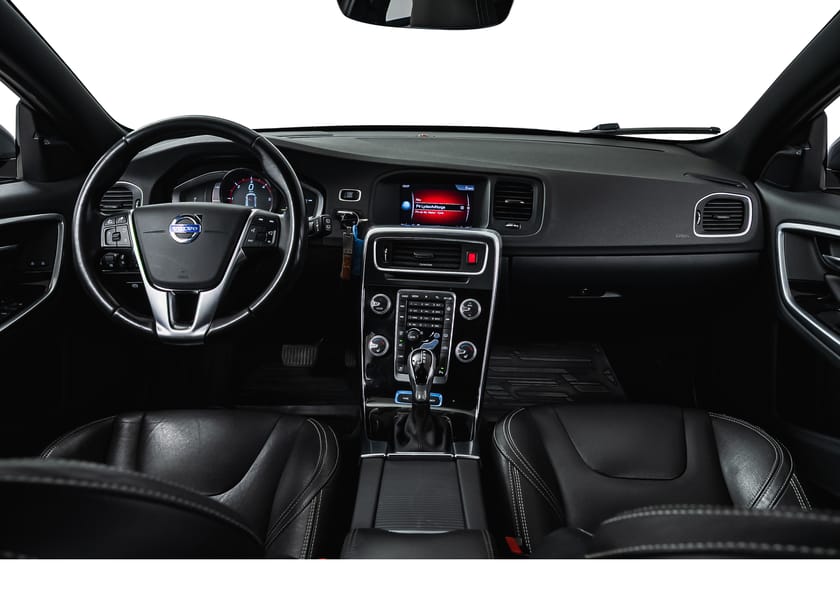 Bilde 2 av Volvo V60 D6 Twin Engine AWD Summum, hengerfeste 1800 kg.