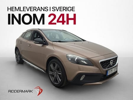 Volvo V40 Cross Country T4 AWD Momentum Panorama Navi Skinn