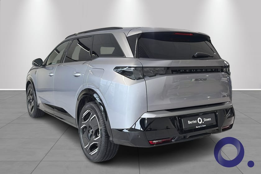 Bilde 3 av Peugeot E-5008 Dual Motor