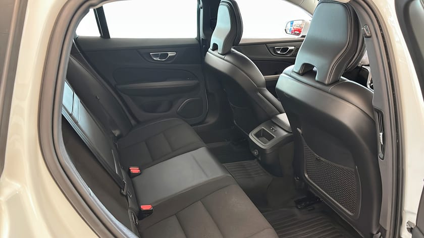 Bild 5 av Volvo V60 B4, 360 kamera, Hedin Certified