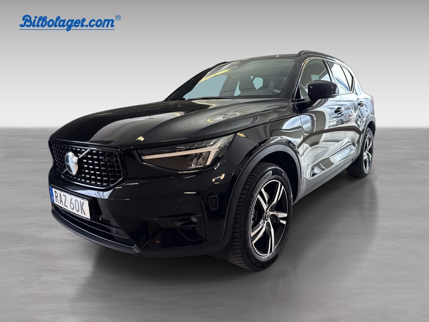 Bild 1 av Volvo XC40 B4 FWD Bensin Plus Dark