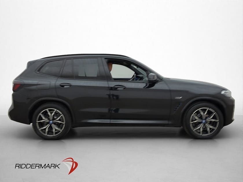Bild 4 av BMW X3 xDrive30e M Sport Cockpit Skinn Kamera CarPlay Navi