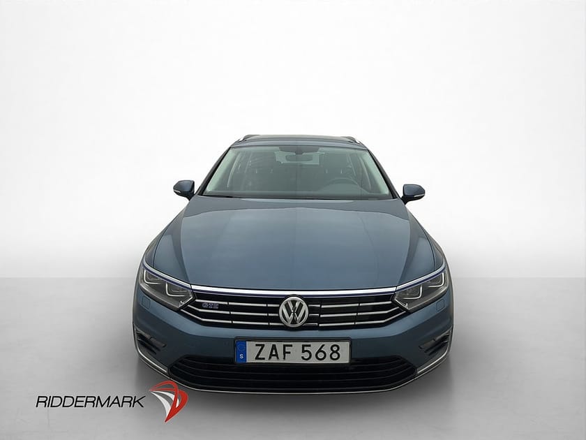 Bild 2 av Volkswagen Passat Variant GTE 218hk Värmare P-Sensorer CarPlay Drag