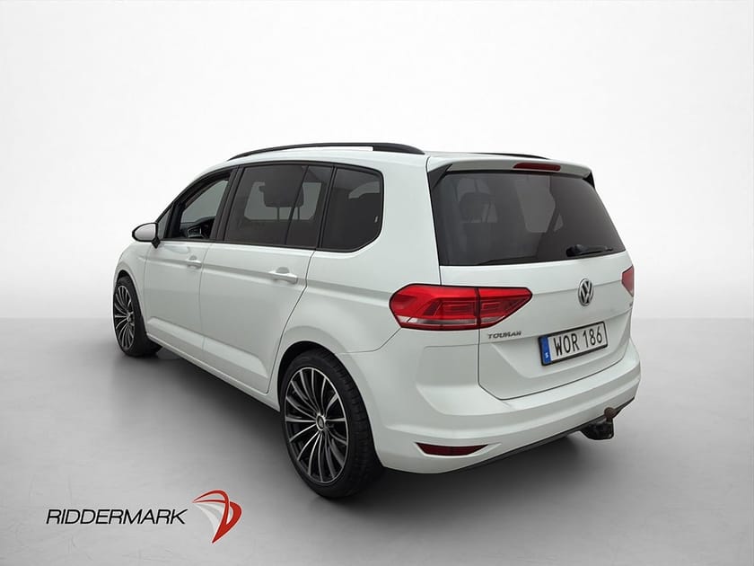 Bild 4 av Volkswagen Touran 7-seater HANDIKAPPSANPASSAD Kamera 7-Sits Drag