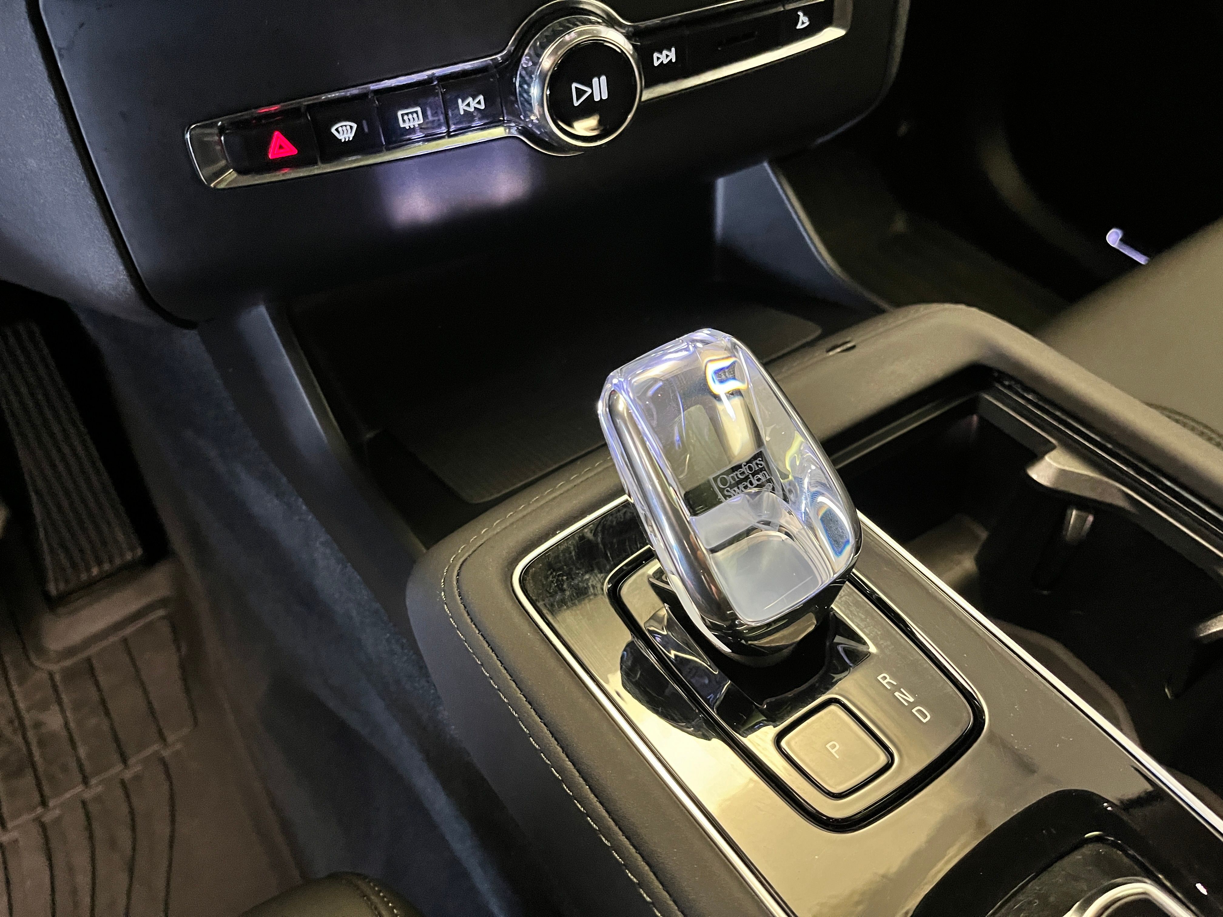 Volvo XC90 T8 Plug-In Hybrid AWD Geartronic, 8-trins, 456ps, 2026