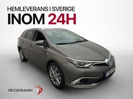 Toyota Auris Touring Sports Hybrid Executive 136hk P-sensorer Bluetoot Navigation