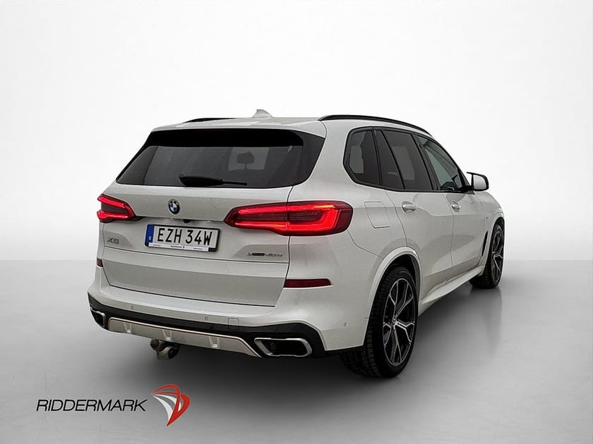 Bild 4 av BMW X5 xDrive45e iPerformance M Sport Pano Luft H/K Drag