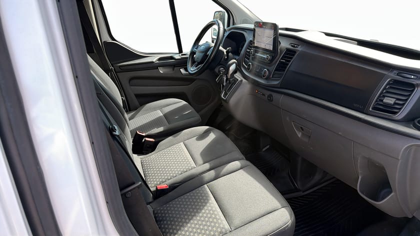 Bild 3 av Ford Transit Custom 300 L2 2,0L 130HK /Carplay / Drag/ Takräcke