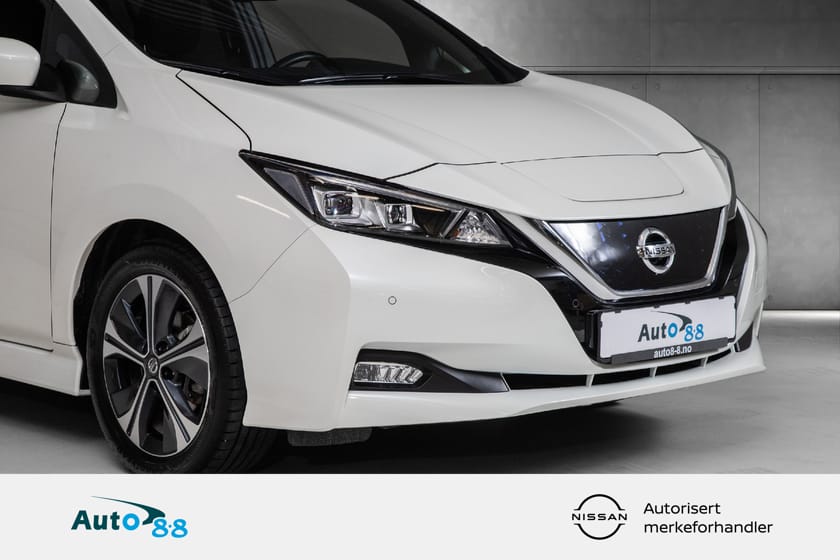 Bilde 3 av Nissan Leaf /40kWh/BLIS/NAVI/DAB+/VARMEPUMPE/KAMERA/++!