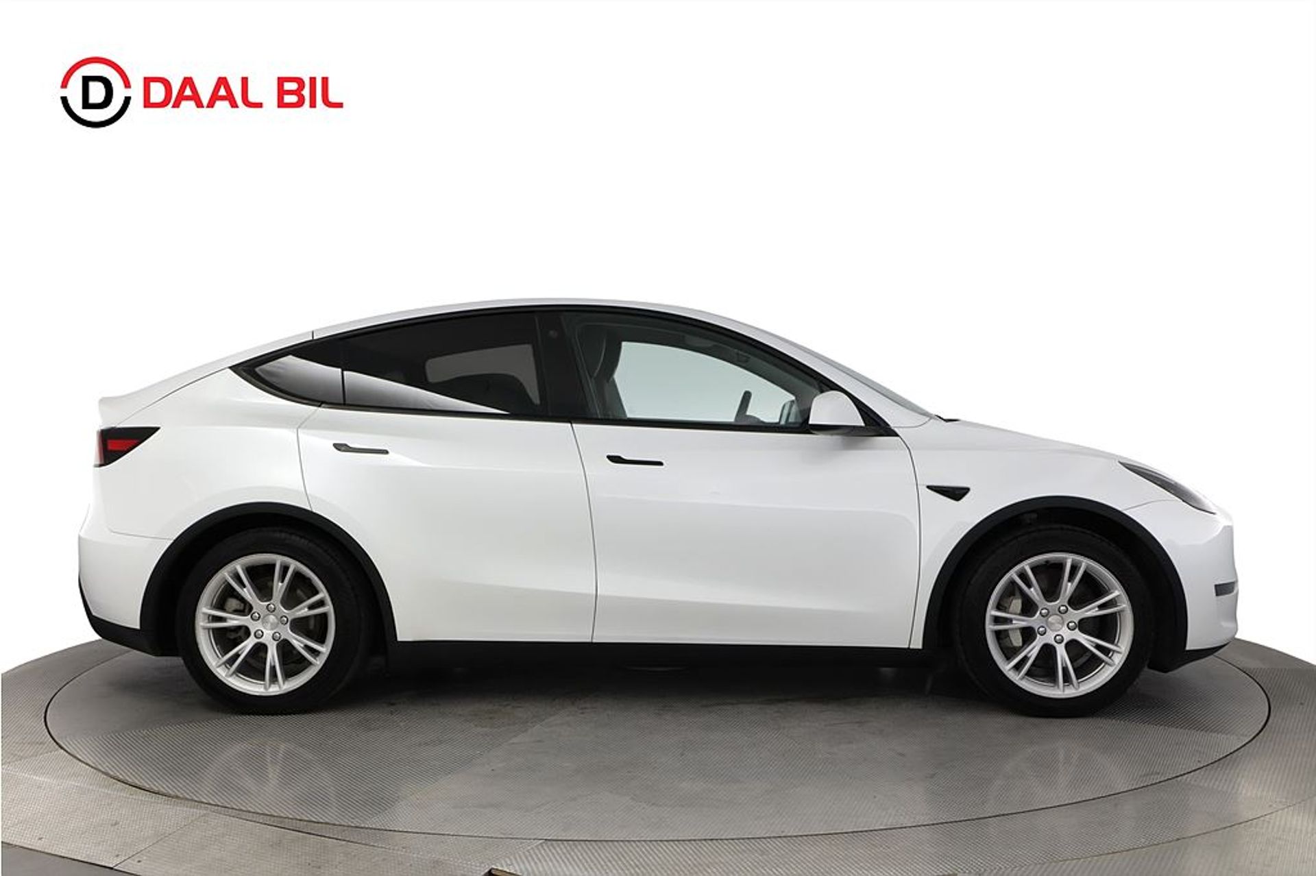 Tesla Model Y 2023, bild 5/10