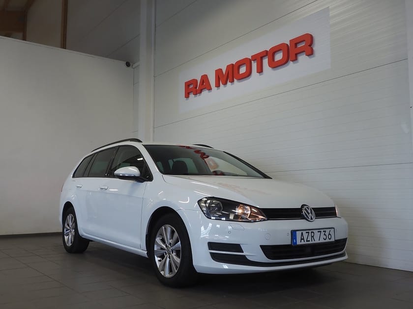 Bild 3 av Volkswagen Golf Sportscombi 1.6 TDI 4Motion Dragkrok Kamera D-Värm