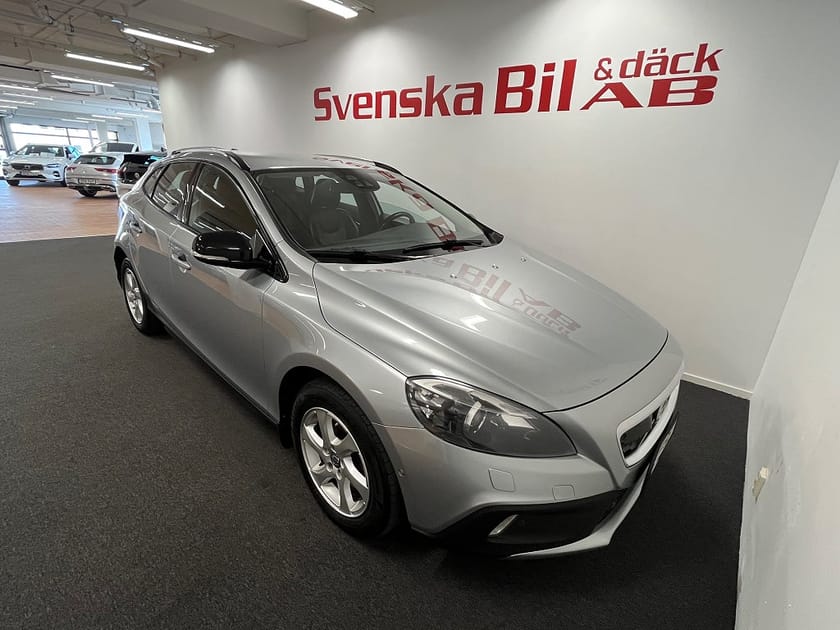Bild 3 av Volvo V40 Cross Country D2 Momentum (dragkrok) 2.99% Ränta