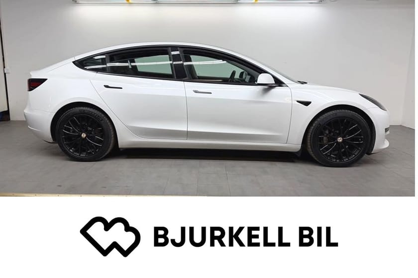 Bild 1 av Tesla Model 3 Standard Range Plus 