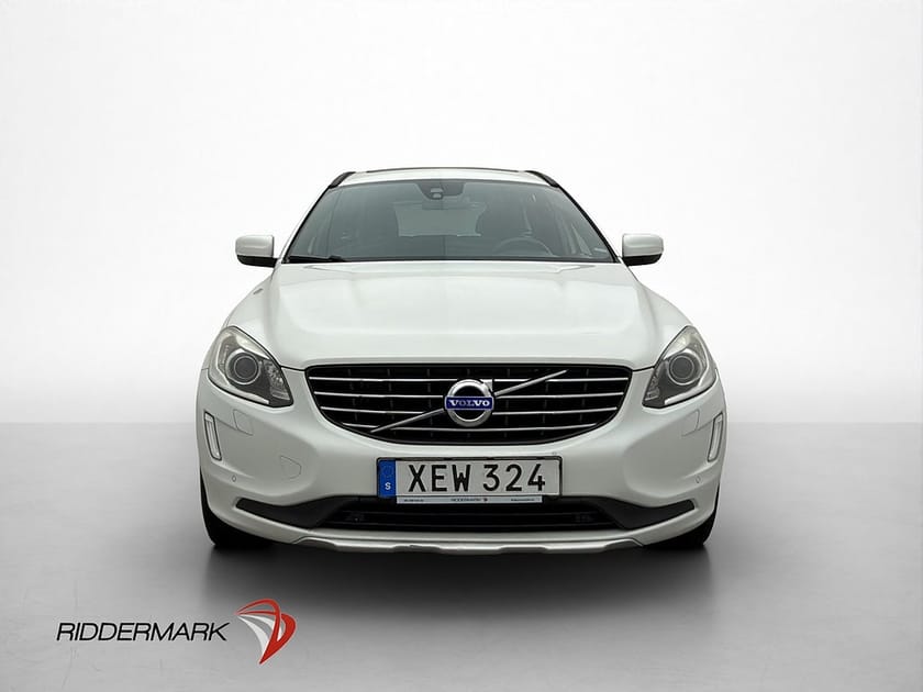 Bild 2 av Volvo XC60 D4 AWD Momentum Värmare Pano Navi Sensorer Fart