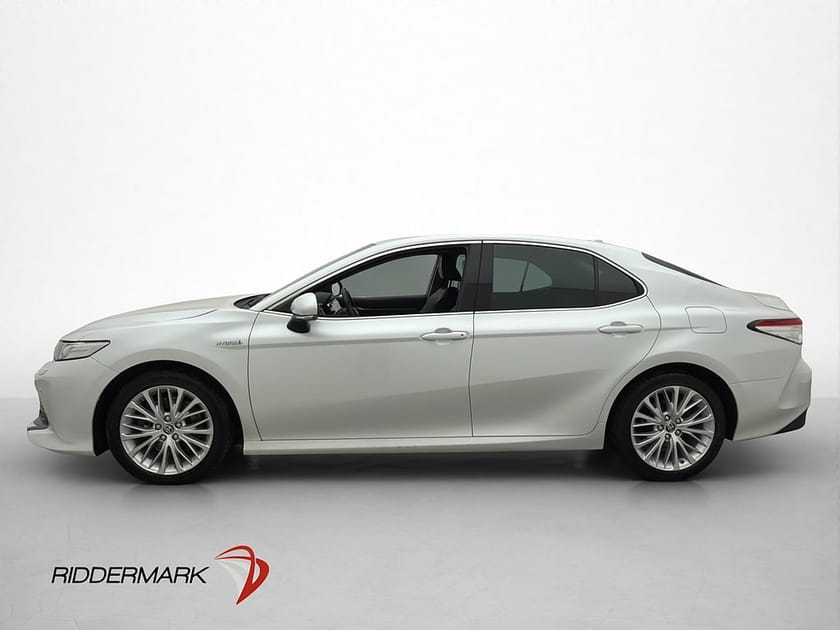 Bild 4 av Toyota Camry Hybrid Executive JBL Skinn Kamera Navi 218hk