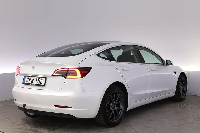 Bild 5 av Tesla Model 3 Standard Range Plus Autopilot Pano Drag