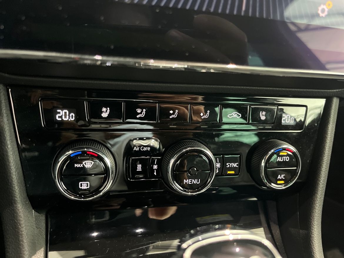 Škoda Škoda Superb Kombi — bild 12
