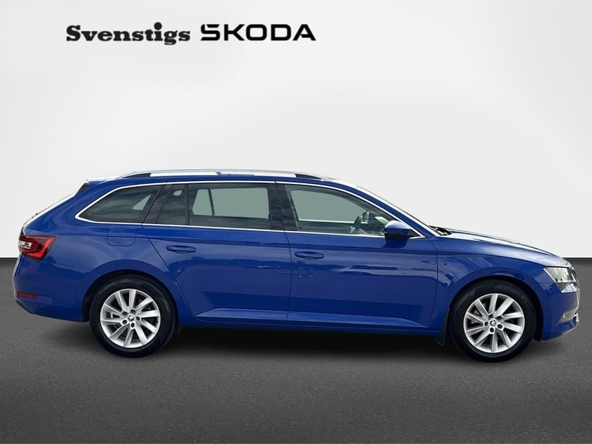 Bild 3 av Škoda Superb Kombi Combi Style 2.0 TDI 4x4 190 hk DSG, Drag Backamera