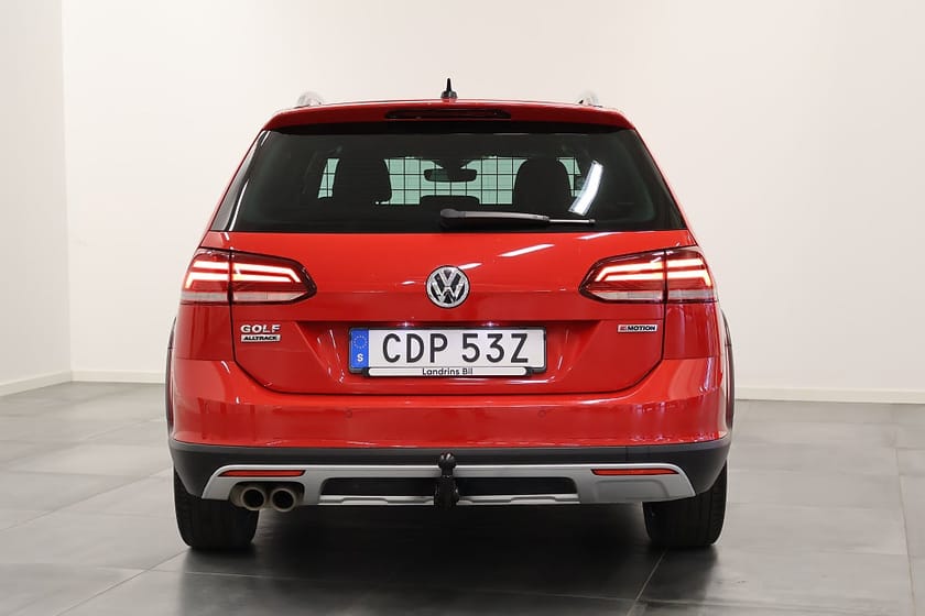 Bild 5 av Volkswagen Golf Alltrack 2.0 TDI 4Motion Drag V-Hjul Värmare NyServad