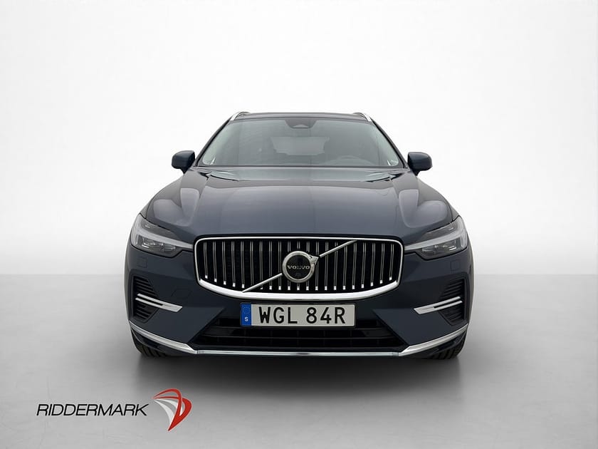 Bild 2 av Volvo XC60 Recharge T6 AWD Pano 360° Skinn Drag Värmare