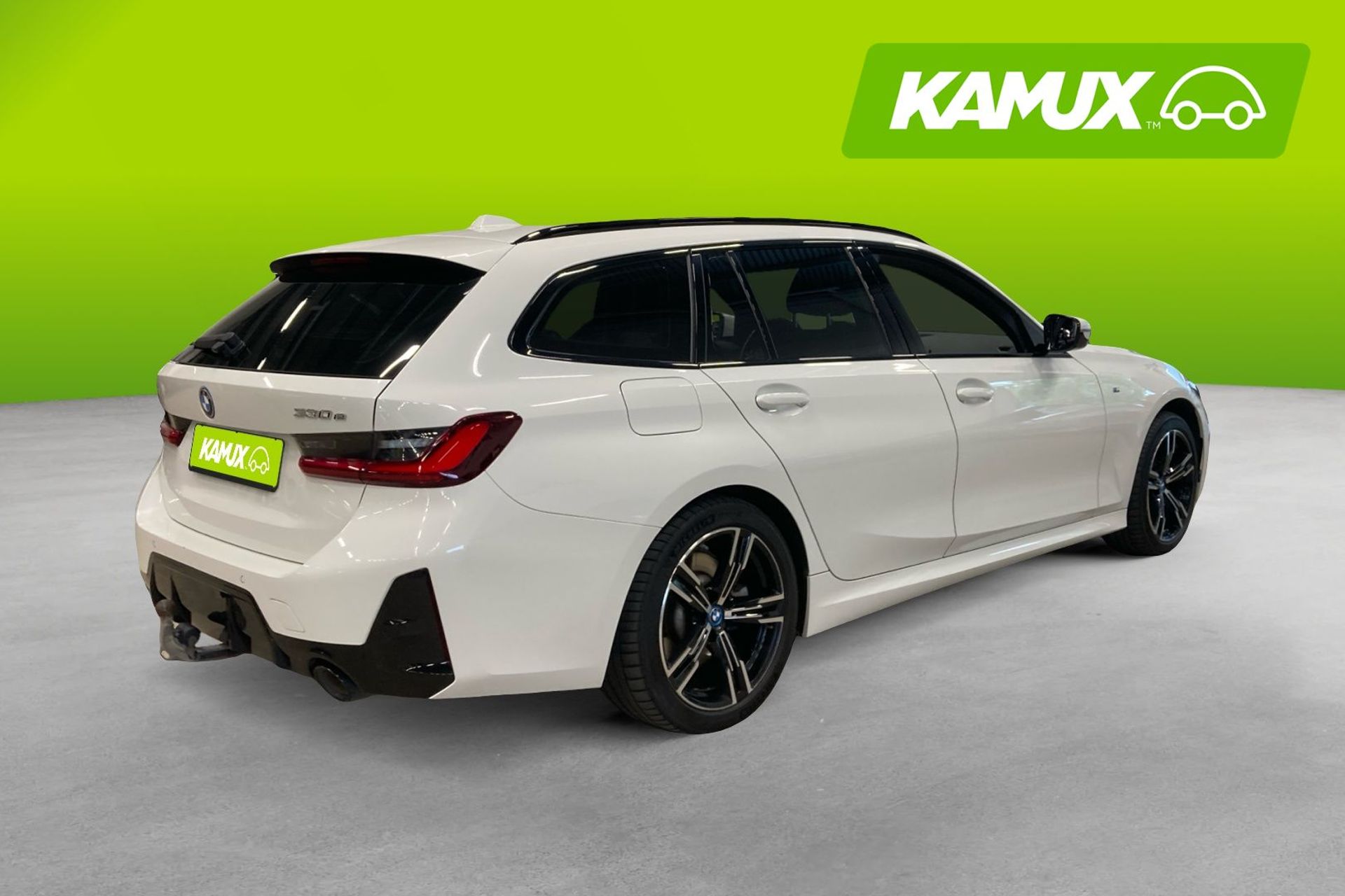 BMW 330 2024, kuva 4/10