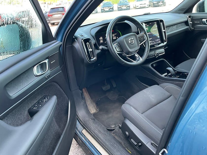 Bild 5 av Volvo XC40 Recharge Twin Ultimate Dark 408HK 4x4 Elbil