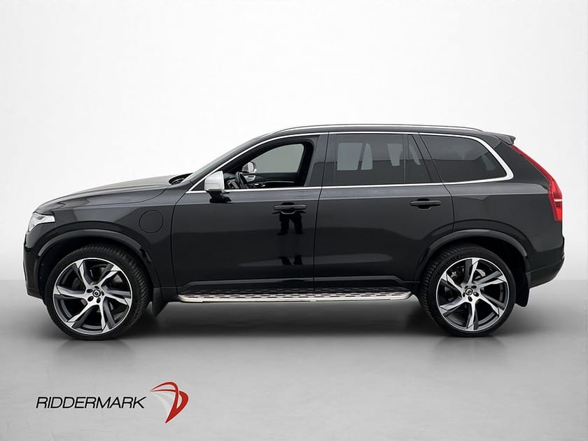 Bild 5 av Volvo XC90 T8 AWD R-Design 7-Sits Pano B&W 360 HUD Luft Drag