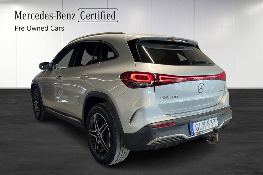 Bild 5 av Mercedes-Benz EQA 300 4MATIC AMG Premiumpaket/Dragkrok/Distronic/Keyless