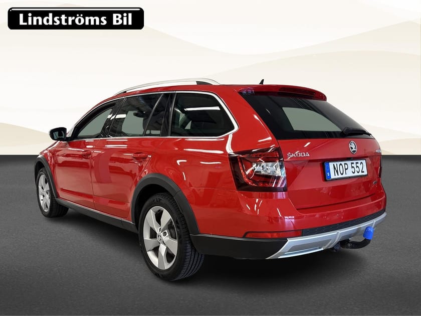 Bild 4 av Škoda Octavia Scout Premium 4x4 2.0 TDI 150hk S&V-Hjul Drag